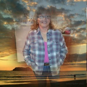 Meet your Posher, Debbie